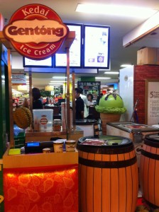 Salah satu penampakan kedai es krim Gentong