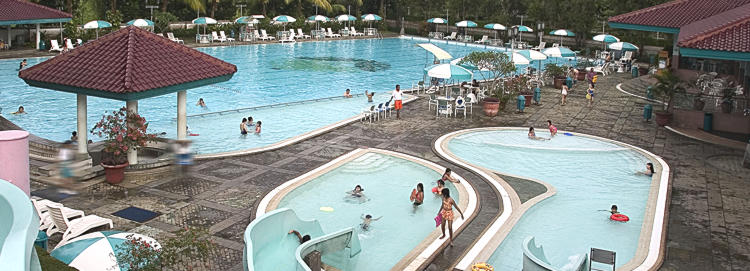 Damai Indah Golf Swimming Pool