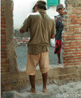 Pagar Tembok Yang Memblokade Rumah Khotijah Akhirnya Dibuka