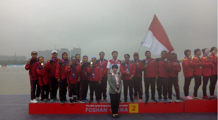 Tim Perahu Naga Indonesia Meraih Emas Kejuaraan Asia di China