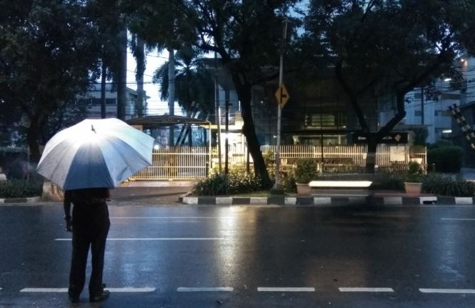 Selasa Siang Ini Waspadai Potensi Hujan Di Jakarta