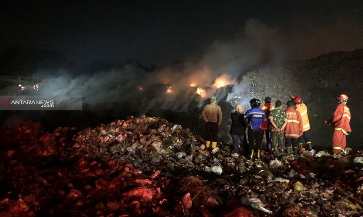 Tempat Pemrosesan Akhir (TPA) Supit Urang Kota Malang Habis Terbakar