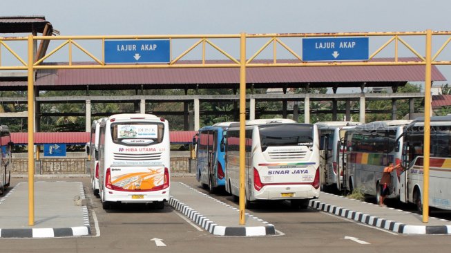 Sudah Direnovasi, Ternyata Terminal Bus Pondok Cabe Tetap Sepi