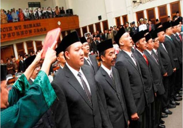 TRUTH Kritik Banyak Anggota DPRD Banten Yang Gadaikan SK Ke Bank