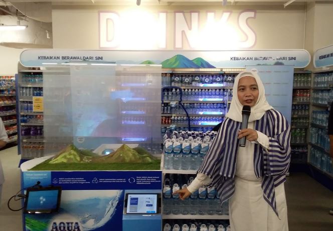 Pertama Kali Danone-Aqua Meluncurkan Laber Baru Dan Pojok Hidrasi Di Farmers Market Summarecon Mal Serpong