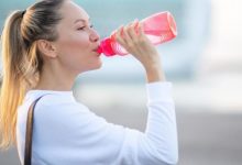 10 Manfaat Minum Air Putih Untuk Kesehatan Tubuh Manusia