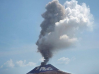Gunung Anak Krakatau Mengalami 101 Kali Letusan