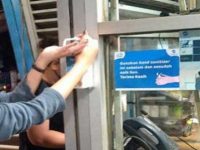 Cegah Penyebaran Corona, Semua Transportasi Publik Jakarta di Sediakan Hand Sanitizer