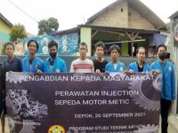 Mahasiswa Teknik Mesin Universitas Pamulang Gelar  Pelatihan Perawatan Injeksi Sepeda Motor di Depok