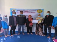 PKM Prodi Teknik Industri Unpam Adakan Pelatihan Pembuatan Sabun Di Lebak