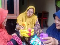 Berikut Aksi Peduli Banjir Emak-emak PKS Pondok Kacang Timur
